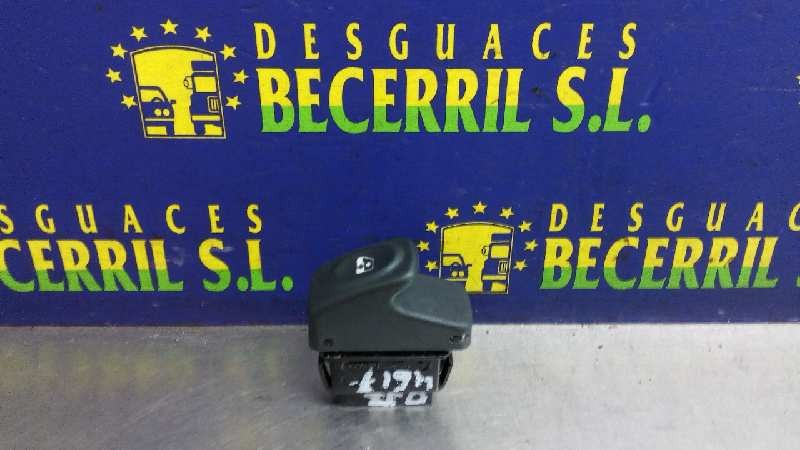 MANDO ELEVALUNAS DELANTERO DERECHO RENAULT MEGANE I BERLINA HATCHBACK (BA0) 7700838099 7700838099 - Vista 2