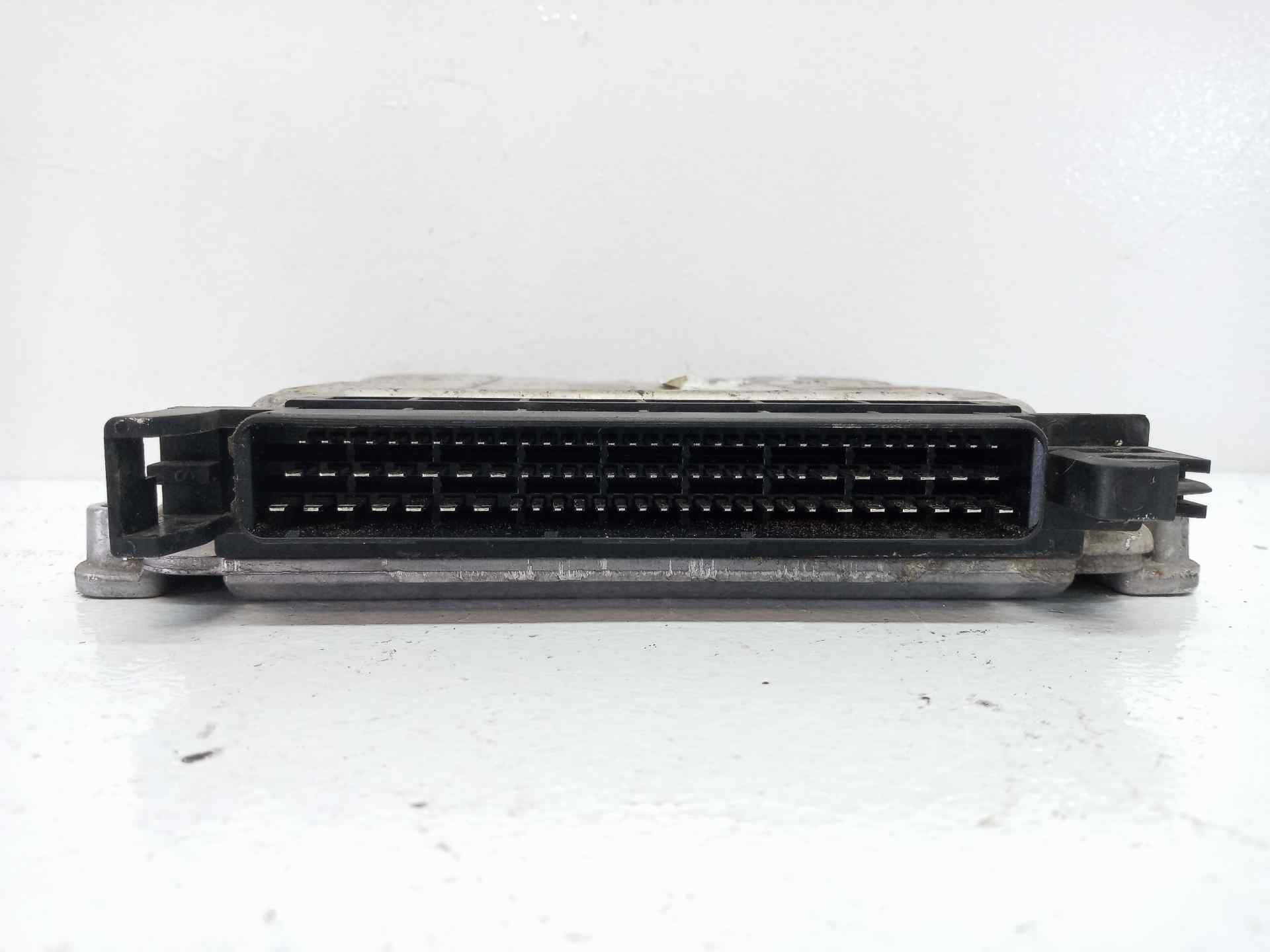 CENTRALITA MOTOR UCE PEUGEOT 206 BERLINA 0281010767 / 9643524980 02810107679643524980 - Vista 2
