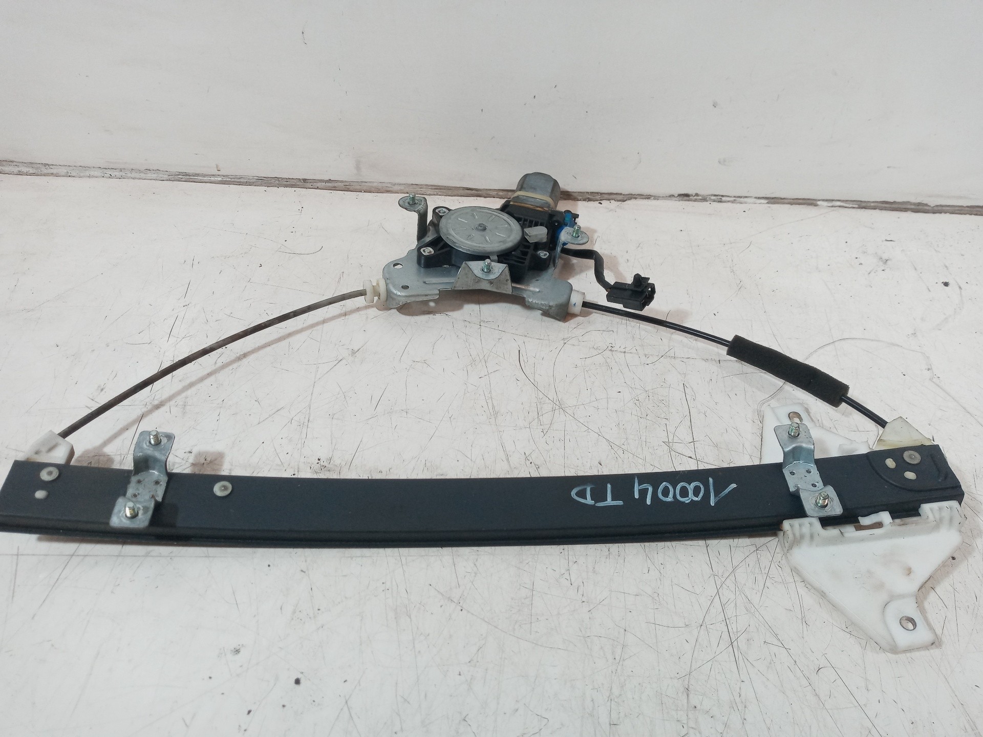 ELEVALUNAS TRASERO DERECHO CHEVROLET CAPTIVA 25937970 25937970