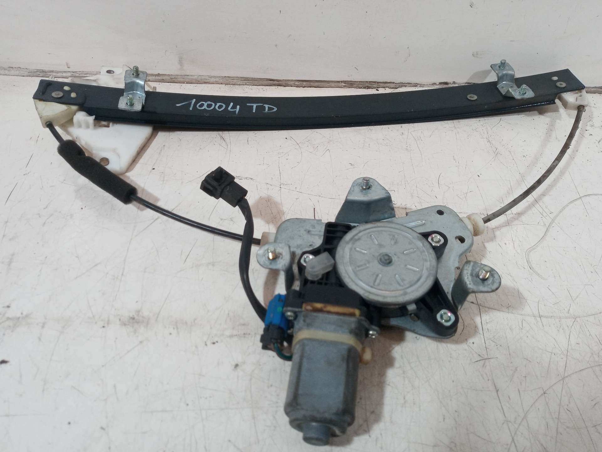 ELEVALUNAS TRASERO DERECHO CHEVROLET CAPTIVA 25937970 25937970 - Vista 2