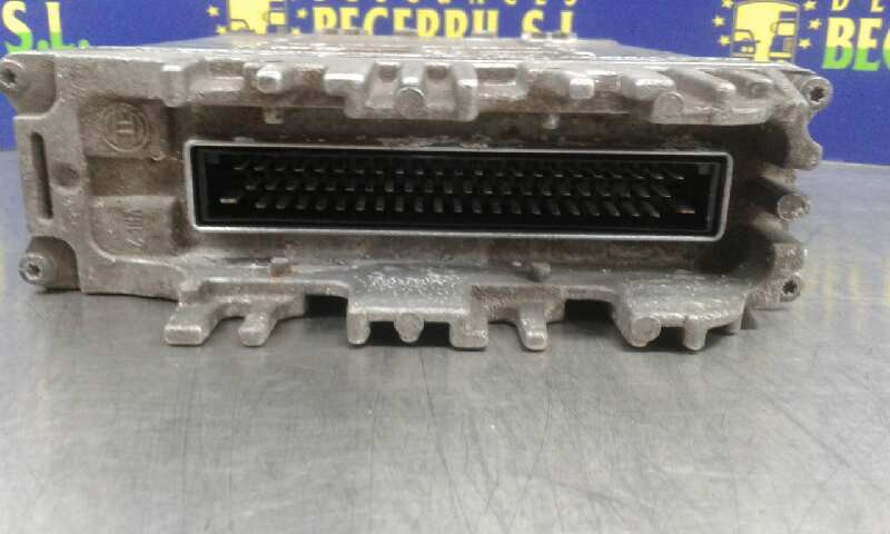 CENTRALITA MOTOR UCE RENAULT MEGANE I FASE 2 BERLINA (BA0) 7700113863 / 7700111552 / 0281001969 770011386377001115520281001969 - Vista 3