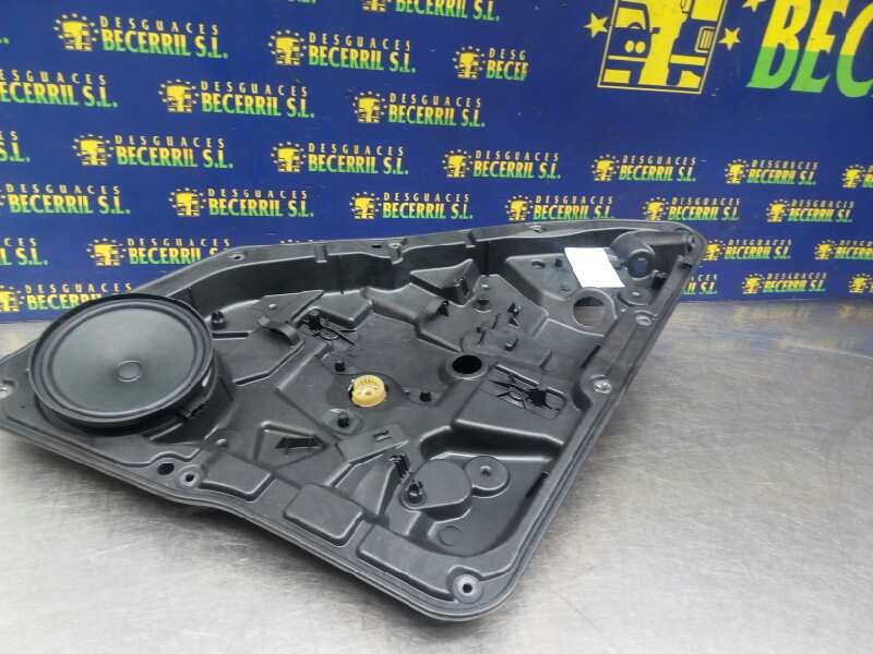 ELEVALUNAS TRASERO IZQUIERDO MERCEDES-BENZ CLASE B (W246) A2467300179 A2467300179