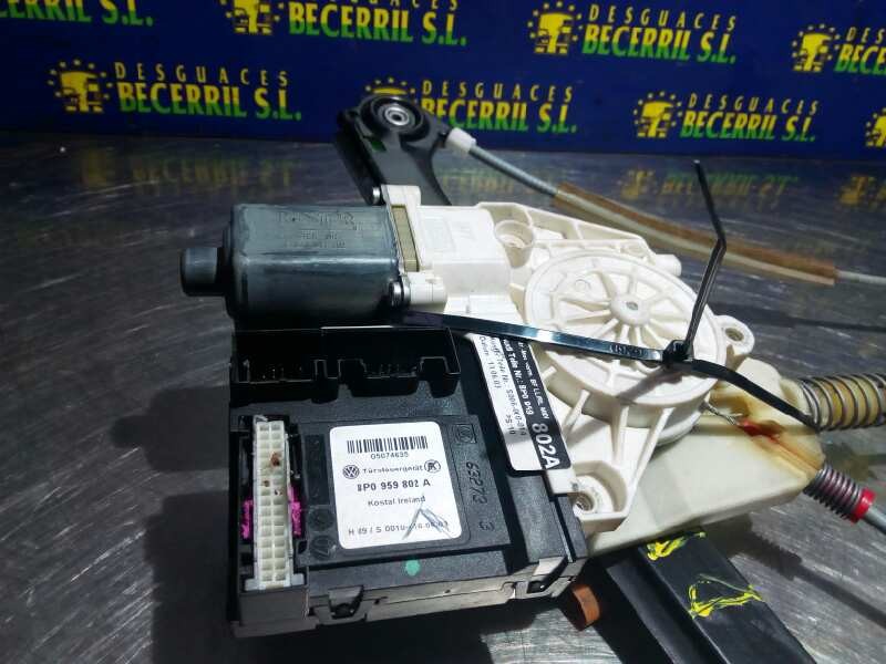 MOTOR ELEVALUNAS DELANTERO DERECHO AUDI A3 (8P) 8P0959802A 8P0959802A - Vista 2